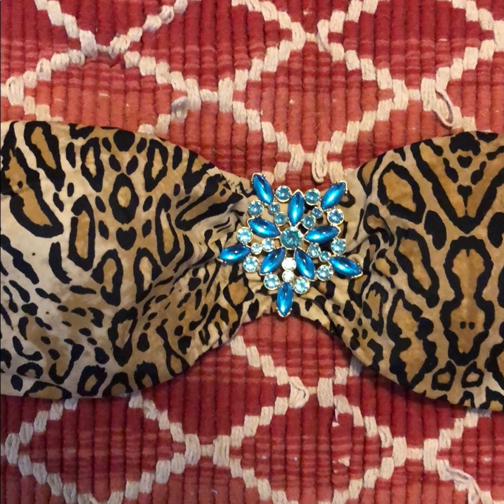 Victoria secret size L  swim top